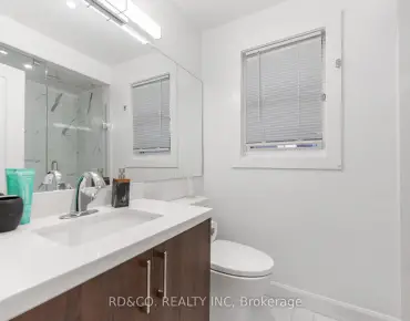 19 Granite St <a href='https://luckyalan.com/community_CN.php?community=Toronto:Clanton Park'>Clanton Park, Toronto</a> 4 beds 4 baths 2 garage $1.39M