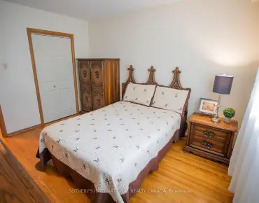 48 Kennard Ave <a href='https://luckyalan.com/community.php?community=Toronto:Bathurst Manor'>Bathurst Manor, Toronto</a> 3 beds 3 baths 1 garage $1.114M