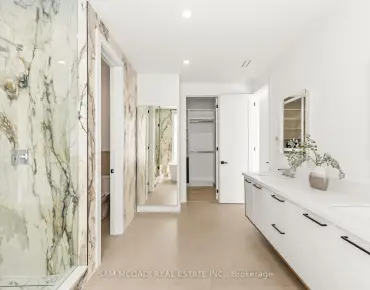 48 Highcastle Rd Morningside, Toronto 5 beds 5 baths 1 garage $1.3M