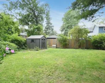 Saginaw Lorne Park, Mississauga 3 beds 3 baths 2 garage $1.8M