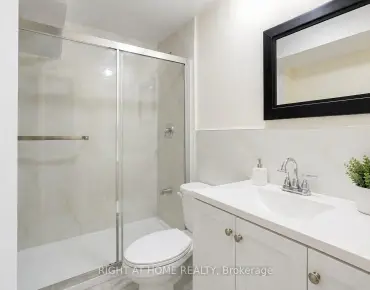 2598 Mason Hts Cooksville - 4 beds 8 baths 2 parking space(s) listed at $1688800