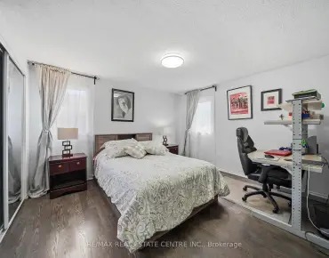 5235 Huntingfield Dr Hurontario - 4 beds 4 baths 2 parking space(s) listed at $1298000