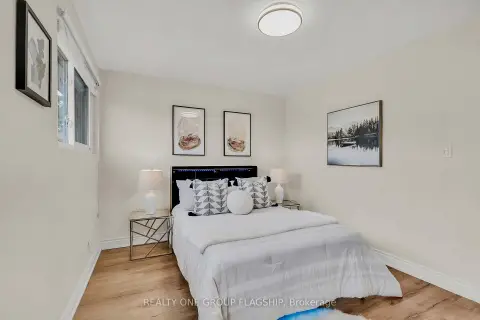 Toronto Humbermede community 12 Azalea Crt For Sale