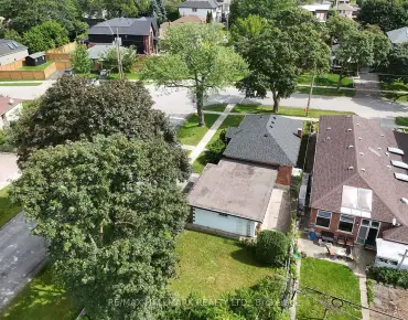 
48 Chatsworth Dr <a href='https://luckyalan.com/community.php?community=Toronto:Lawrence Park South'>Lawrence Park South, Toronto</a> 4 beds 3 baths 1 garage $2.295M