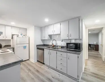 37B Green Belt Dr <a href='https://luckyalan.com/community_CN.php?community=Toronto:Banbury-Don Mills'>Banbury-Don Mills, Toronto</a> 3 beds 3 baths 1 garage $1.25M