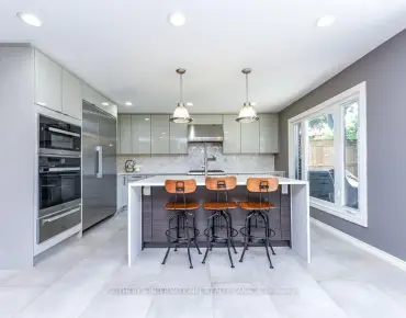 31 Queensborough Cres Willowridge-Martingrove-Richview - 4 beds 3 baths 2 parking space(s) listed at $1699900