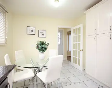 45 Chipwood Cres <a href='https://luckyalan.com/community.php?community=Toronto:Pleasant View'>Pleasant View, Toronto</a> 3 beds 4 baths 1 garage $999.888K