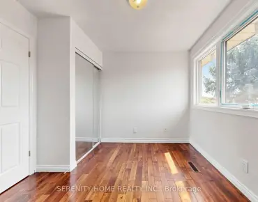 957 Queensbridge Dr Creditview - 4 beds 4 baths 2 parking space(s) listed at $1088000