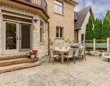 17 Agar Cres Islington-City Centre West - 5 beds 5 baths 2 parking space(s) listed at $2400000
