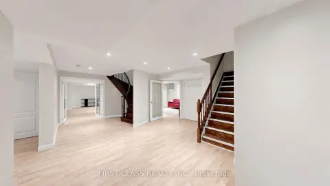Mississauga Churchill Meadows community 3292 Topeka Dr For Sale