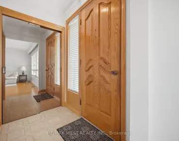 89 Wendell Ave Humberlea-Pelmo Park W4 - 3 beds 2 baths 1 parking space(s) listed at $949000
