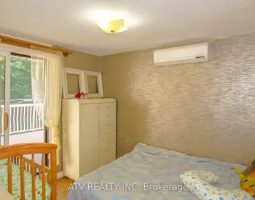 235 Saint Marks Rd Lambton Baby Point - 3 beds 3 baths 1 parking space(s) listed at $1399000