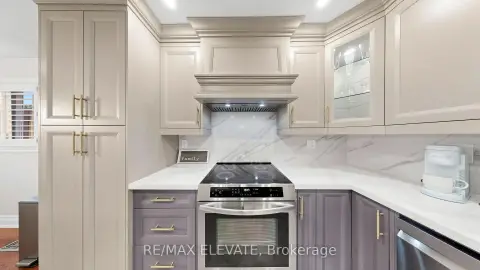 Mississauga Rathwood community 4242 Petersburg Cres For Sale