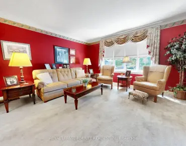 247 Hallmark Ave Alderwood - 3 beds 1 baths 1 parking space(s) listed at $999900