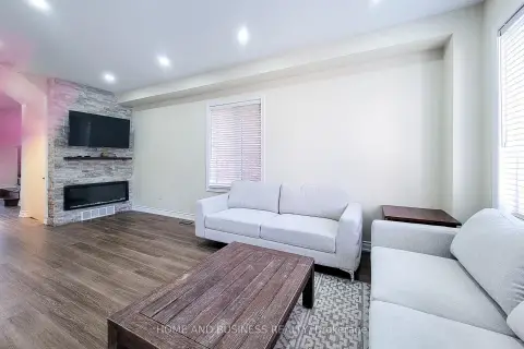 Mississauga Churchill Meadows community 5532 Meadowcrest Ave For Sale
