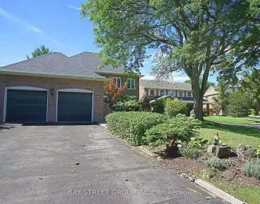 
3530 Kingbird Crt Erin Mills - 4 beds 4 baths 2 parking space(s) listed at $1860000