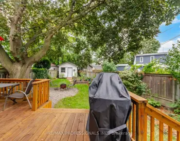 
8 Smith Cres Stonegate-Queensway - 2 beds 2 baths  parking space(s) listed at $999000
