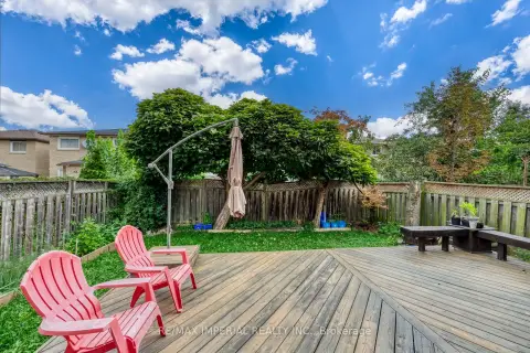 Mississauga Hurontario community 301 Kingsbridge Garden Circ For Sale