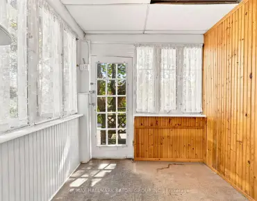 1390 Davenport Rd Corso Italia-Davenport - 3 beds 1 baths parking space(s) listed at $699000