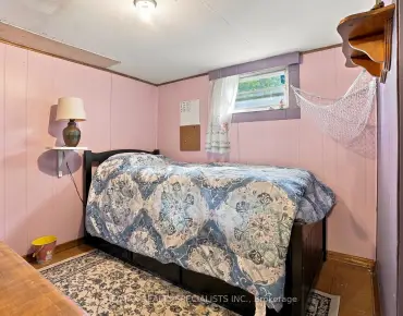 93 Cavell Ave Mimico - 2 睡房 2 卫生间 车位叫价1085000加元