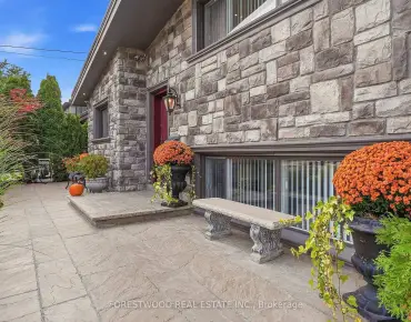 1063 Flagship Dr Applewood, Mississauga 3 beds 2 baths 1 garage $1.15M