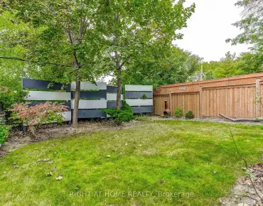 
17 Ashfield Dr Eringate-Centennial-West Deane - 3 beds 5 baths 1 parking space(s) listed at $1797000