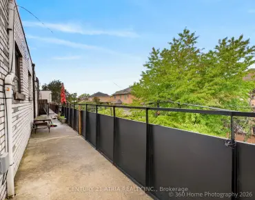 648-650 Wilson Ave Downsview-Roding-CFB - 3 beds 1 baths parking space(s) listed at $949900