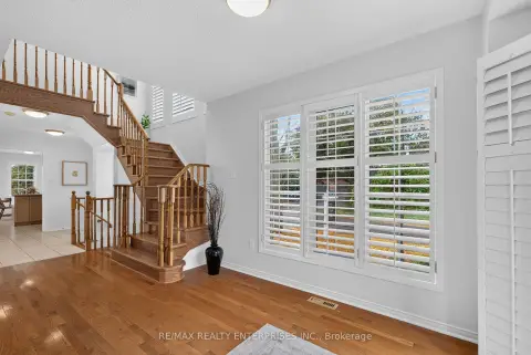 Mississauga Churchill Meadows community 5555 Linwell Pl For Sale