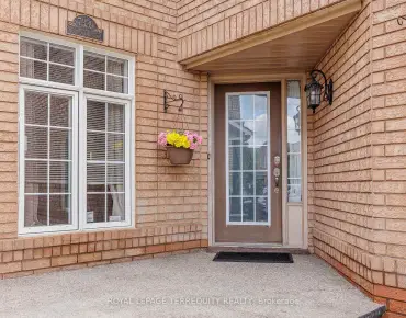 
7339 Black Walnut Trl Lisgar - 4 beds 5 baths 2 parking space(s) listed at $999999