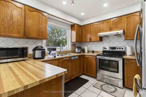 Mississauga Fairview community 3549 Redmond Rd For Sale