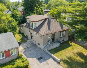 
52 Briarwood Ave Port Credit - 4 beds 2 baths  parking space(s) listed at $999900