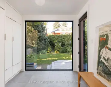 226 Wright Ave High Park-Swansea - 4 睡房 4 卫生间 车位叫价2489000加元