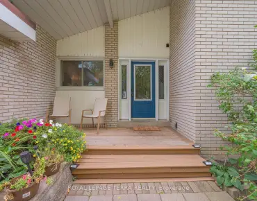 
1571 Lewisham Dr Clarkson - 3 beds 3 baths 1 parking space(s) listed at $1279900