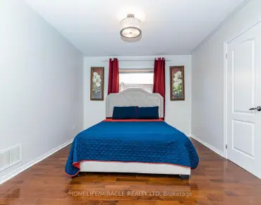 955 Bristol Rd W East Credit - 4 睡房 6 卫生间 2 车位叫价1495000加元