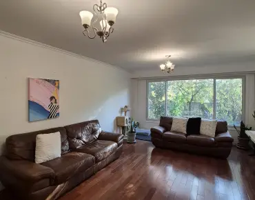 4240 Thom Gdns Erin Mills - 3 睡房 2 卫生间 2 车位叫价850000加元