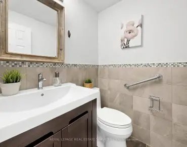 3009 O'Hagan Dr Erindale, Mississauga 3 beds 4 baths 1 garage $1.02M