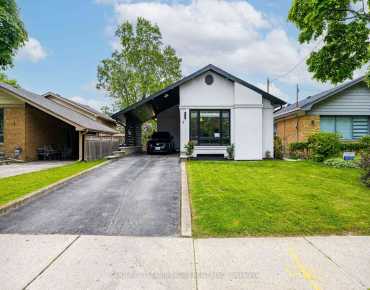 
Duntroon Cres West Humber-Clairville, Toronto 3 beds 3 baths 1 garage $799K