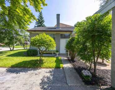 
 Erin Mills, Mississauga 4 beds 3 baths 2 garage $1.4M