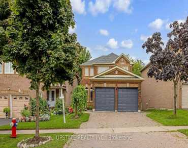 598 Summer Park Cres Fairview, Mississauga 3 beds 3 baths 1 garage $1.2M