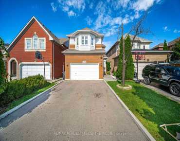 
7389 Lantern Fly Hllw Meadowvale Village, Mississauga 4 beds 4 baths 2 garage $1.329M