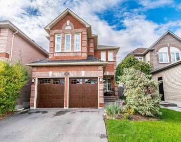 7205 SPYGLASS Cres Lisgar, Mississauga 3 beds 4 baths 2 garage $1.25M
